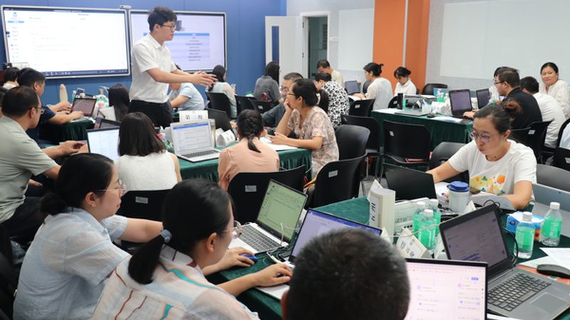 企业内训体系搭建：流程解析与关键要素